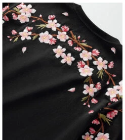 Sakura Flowers Embroidered Tee(Sakura Flowers Embroidered Tee) -Youth Urban Wear H734d4c0b1217467595567725b30d9601N