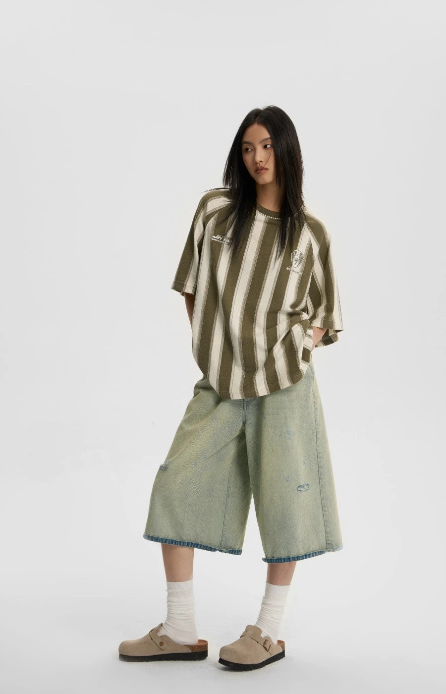 JHYQ Capri Cut Light Wash Denim Shorts(Jhyq Capri Cut Light Wash Denim Shorts) 11 JHYQ Capri Cut Light Wash Denim Shorts(Jhyq Capri Cut Light Wash Denim Shorts) - Image 9