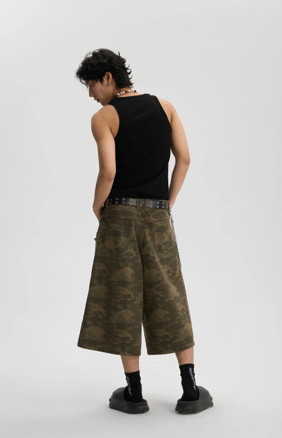 JHYQ Camo Capri Cut Shorts(Jhyq Camo Capri Cut Shorts 1) 7 JHYQ Camo Capri Cut Shorts(Jhyq Camo Capri Cut Shorts 1) - Image 5