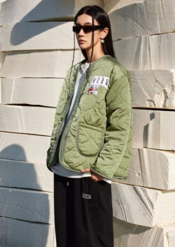 MEDM Patched Flyer Quilted Jacket(Medm Patched Flyer Quilted Jacket) -Youth Urban Wear O1CN01KxPpMT23XsbY8VnXA 732787266 Copy