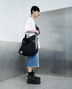 TGNS Washed Denim Distressed Messenger Bag(Tgns Washed Denim Distressed Messenger Bag) -Youth Urban Wear O1CN01UtLJs41cHqy6uNboq 2207284933576 Copy