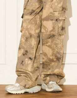 EMPTY REFERENCE Camoflauge Multipocket Cargo Pants(Empty Reference Camoflauge Multipocket Pants) -Youth Urban Wear O1CN01ZfUTk91h8lPRGabx9 668204233