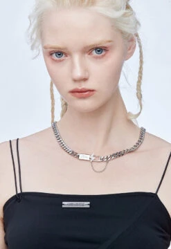 GUUKA "Lightning Bar" Double Chain Necklace(Guuka Lightning Bar Double Chain Necklace) -Youth Urban Wear O1CN01eMkIGR1JHQ1PG1d57 332741003