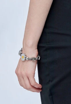 GUUKA Daisy Beaded Bracelet(Guuka Daisy Beaded Bracelet) -Youth Urban Wear O1CN01h2gjpE1JHQ0fIdiov 332741003