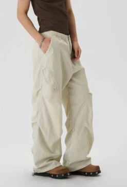 JHYQ Pleated Parachute Pants(Jhyq Pleated Parachute Pants) 19 JHYQ Pleated Parachute Pants(Jhyq Pleated Parachute Pants) -Youth Urban Wear O1CN01lb1kiC25AduAlKoSy 2213986157486