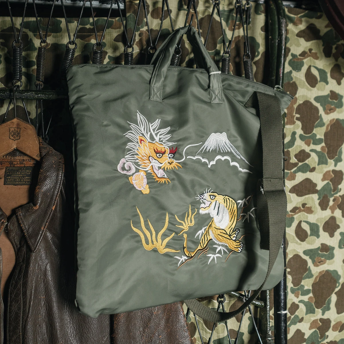 Vintage Style "Yokosuka" Embroidered Nylon Bag(Vintage Style Yokosuka Embroidered Nylon Bag) 6 Vintage Style "Yokosuka" Embroidered Nylon Bag(Vintage Style Yokosuka Embroidered Nylon Bag) - Image 4