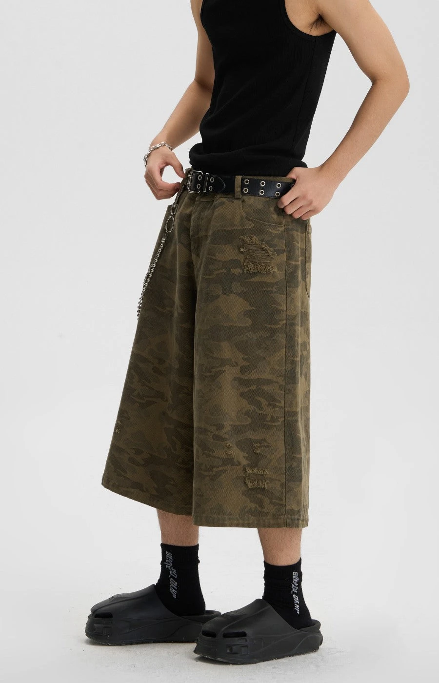 JHYQ Camo Capri Cut Shorts(Jhyq Camo Capri Cut Shorts 1) 4 JHYQ Camo Capri Cut Shorts(Jhyq Camo Capri Cut Shorts 1) - Image 2