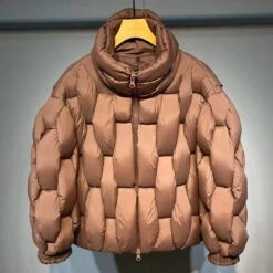 HJK Exclusive Interwoven Quilted Puffer Jacket(Hjk Exclusive Interwoven Quilted Puffer Jacket)